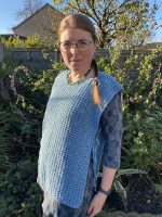 Lavenham Blue Hexi Tabard - Image 3